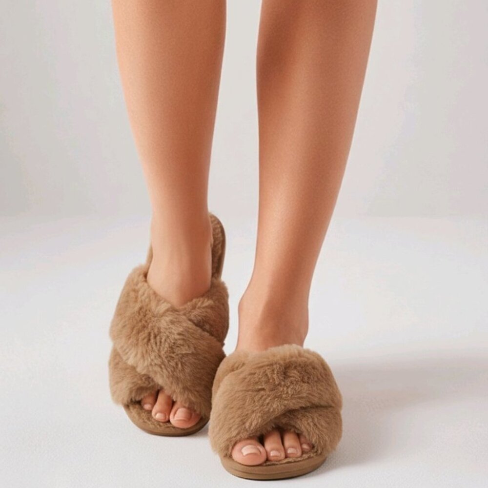 Sam Edelman Jeann Camel Faux Fur Criss Cross Slipper Sandals – Size 9